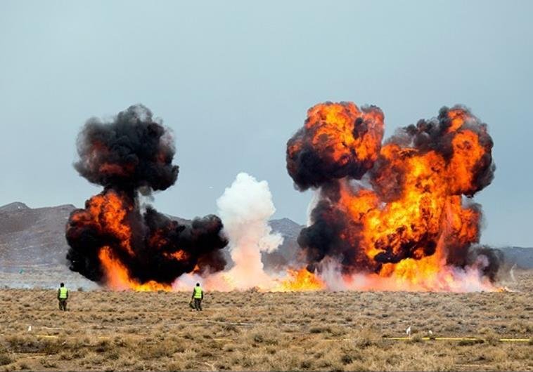 Thousands of Basij soldiers stage mock seige of Temple Mount in Iran (Photo by: FARS)