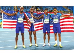 LaShawn Merritt, Gil Roberts, Tony McQuay and Arman Hall, men's 4 x 400m relay gold medalists