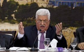Palestinian Authority President Mahmoud Abbas, speaks during a meeting with the Palestinian Central Council, a top decision-making body, at his headquarters in the West Bank city of Ramallah, January 14, 2018. (AP Photo/Majdi Mohammed)