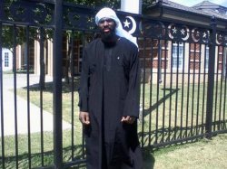 Alton Nolen, alias JahKeem Yisrael, in front of Oklahoma City mosque